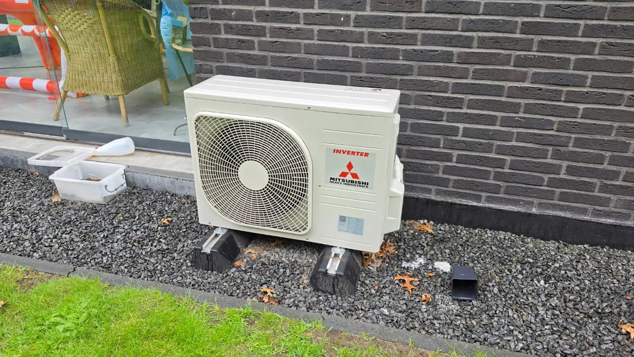 Buitenunit van Mitsubishi Heavy Industries