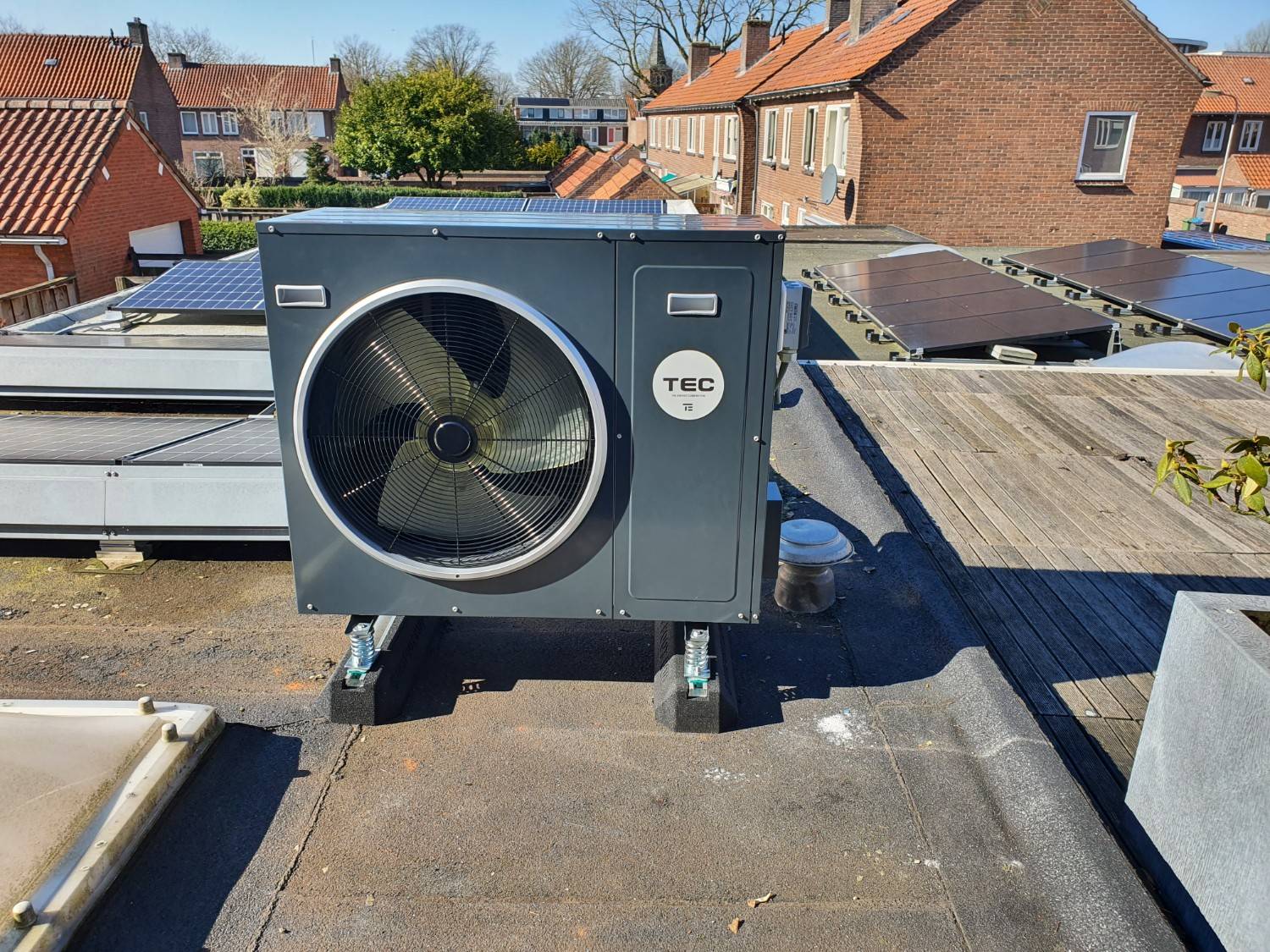 Tec buitenunit warmtepomp