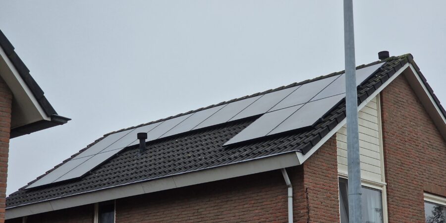 Zonnepanelen op dak - Groenere Woning werkzaamheden Zonnepanelen op dak